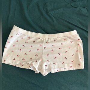 BRANDY MELVILLE shorts